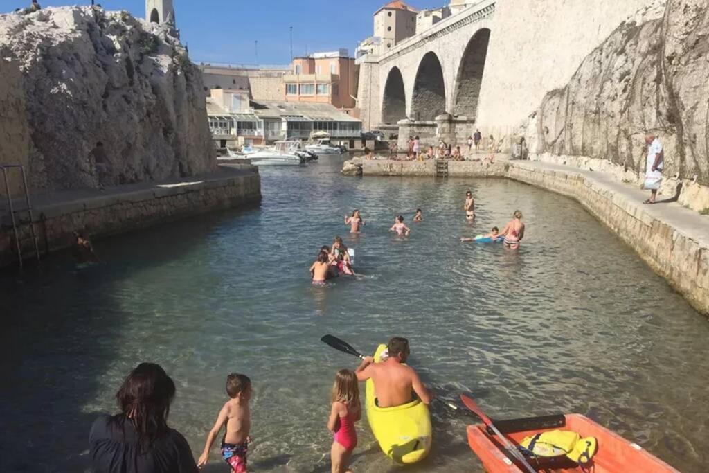 Une Calanque Au Coeur De La Ville Marseille Ngoại thất bức ảnh